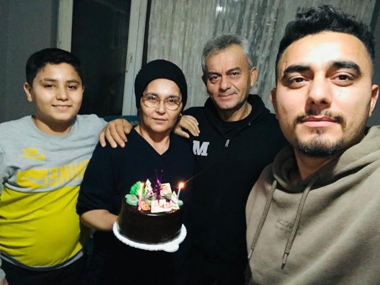 Evlilik hayali kazada son buldu Nişan yıldönümünde gözyaşlarıyla toprağa verildi