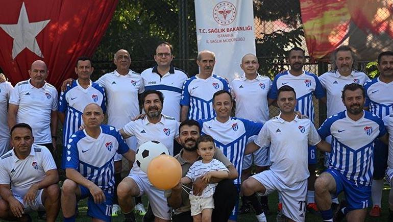 Halı saha hayali gerçek oldu Kanseri yendi, ilk maçına çıktı