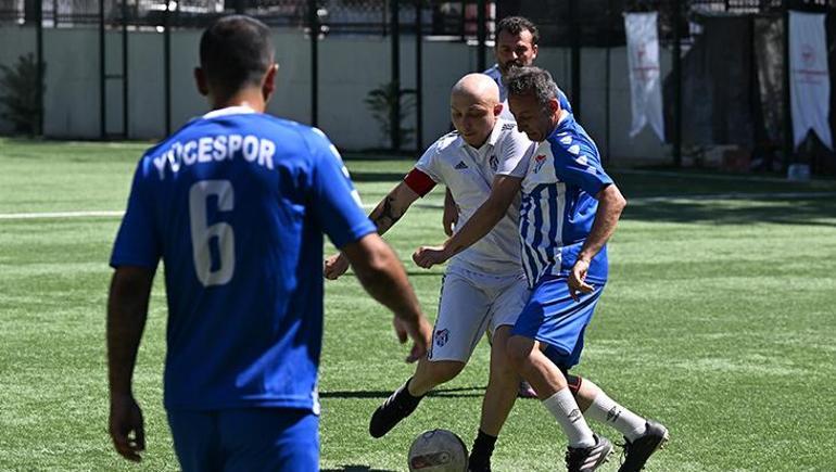 Halı saha hayali gerçek oldu Kanseri yendi, ilk maçına çıktı