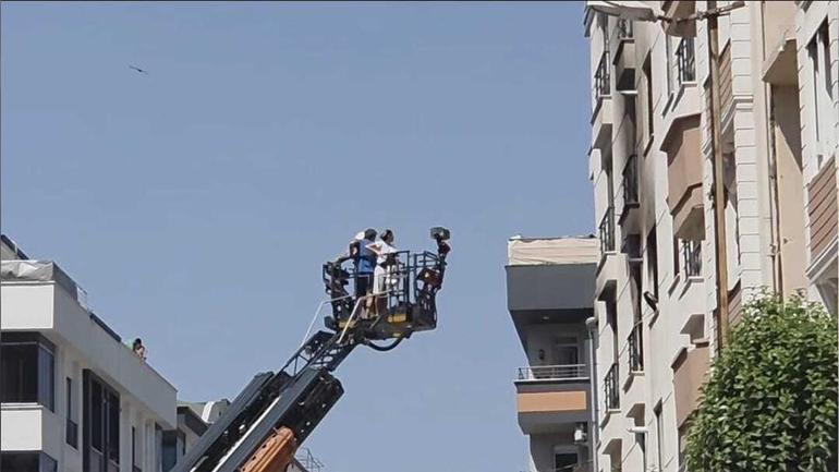 Avcılarda yangın faciası: 5 katlı binadan ölümüne atlayış O anlar kameralarda