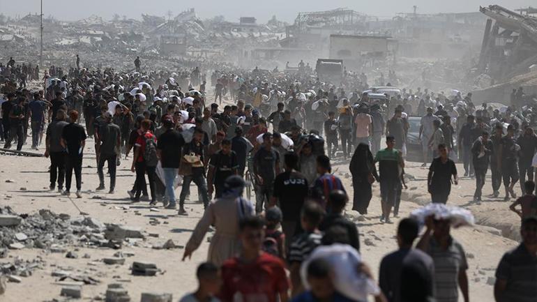 Gazze’de abluka ve açlık Hamas’tan İsrail’e sert tepki: Havadan yardım şovu, soykırımı gizleme çabasıdır