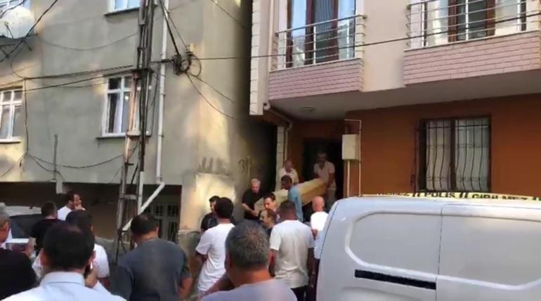 İstanbulda evlat dehşeti Ailesini katletti