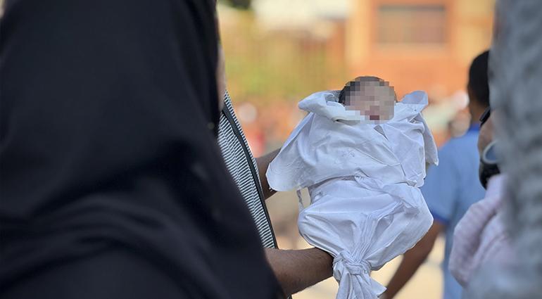 BM yetkilileri Ne ölü, ne diri, yürüyen cenazeler dedi Trumptan Starmera Filistin için yeşil ışık geldi