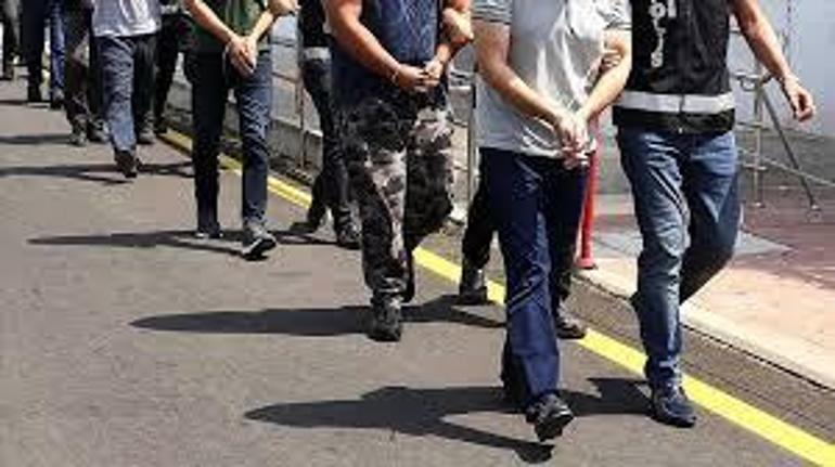 FETÖnün mahrem yapılanmasına operasyon: 6 gözaltı
