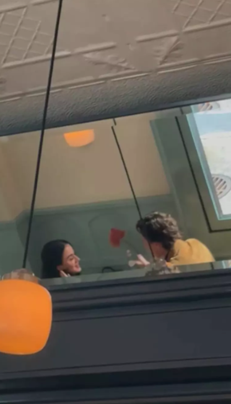 Orlando Bloomdan yeni ayrılmıştı Katy Perry ve Kanadanın eski başbakanı Justin Trudeau yakalandı