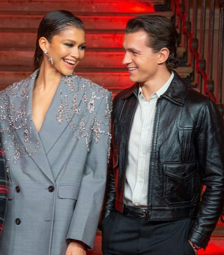 Zendaya ve Tom Holland düğünlerini erteledi Sebebi şoke etti