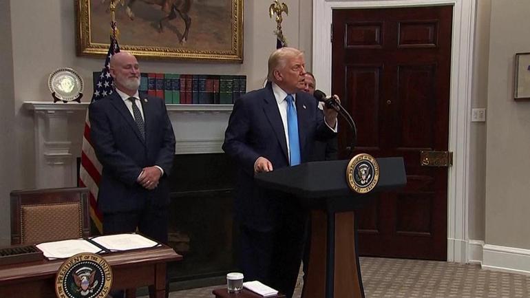 Trumptan faizi sabit tutan FED Başkanına tepki