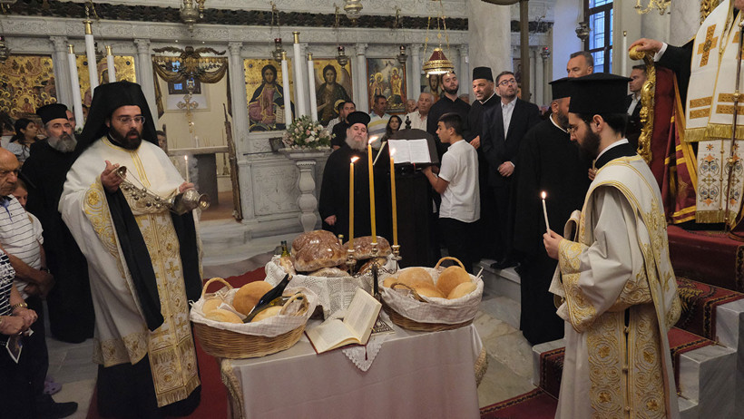Bozcaada'da 156 yıllık tarihi Meryem Ana Kilisesi yeniden ibadete açıldı - Resim : 2