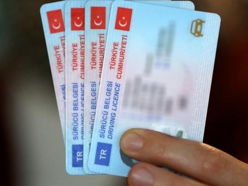 Ehliyet yenileme uzatıldı mı, son gün ne zaman? Ehliyet yenileme nasıl yapılıyor? - Resim: 2