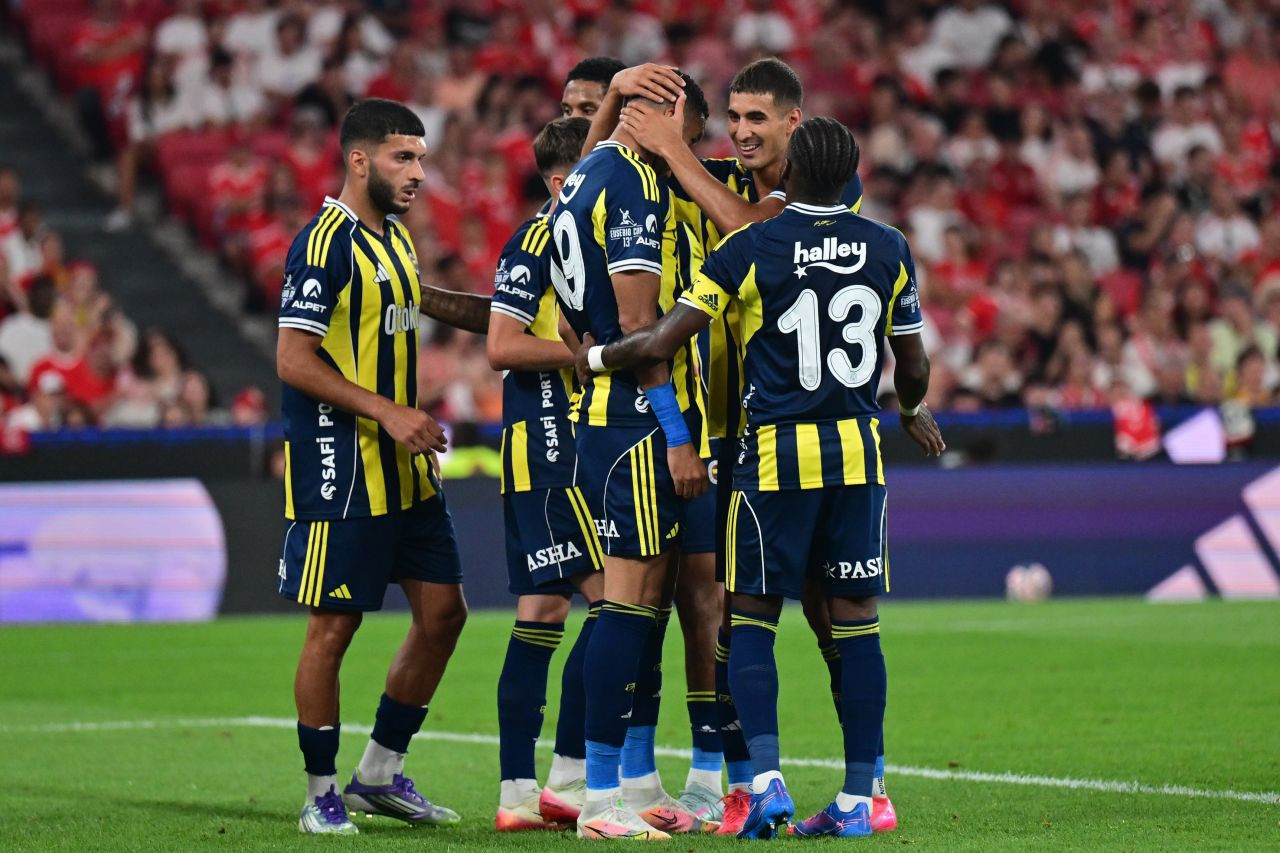 Fenerbahçe haırlık maçı ne zaman? Fenerbahçe Lazio maçı saat kaçta, hangi kanalda? Şifresiz mi? - Resim: 3