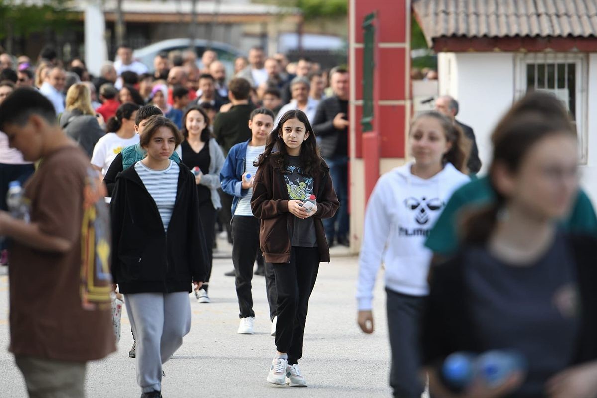 LGS taban puanları 2025... 2025 lise yüzdeli dilimleri | Anadolu lisesi, fen lisesi, imam hatip lisesi taban puanları ve - Resim: 3