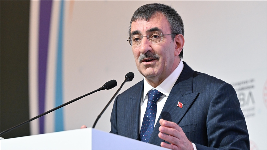 Cevdet Yılmaz'dan en düşük emekli aylığı açıklaması