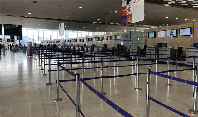 Fransa'da uçuşlara grev engeli