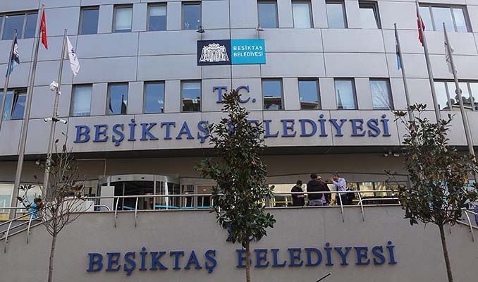 Beşiktaş Belediyesi’nde maaş krizi: İşçiler iş bıraktı