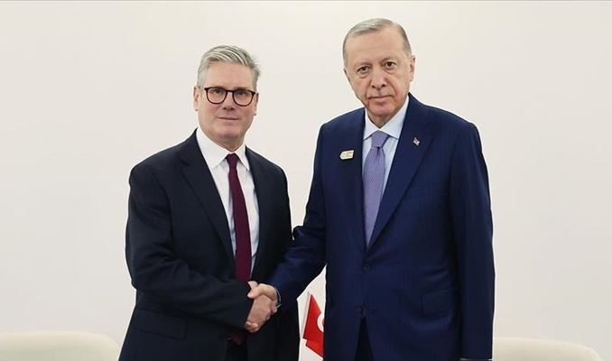 Erdoğan, İngiltere Başbakanı Keir Starmer ile telefonda görüştü