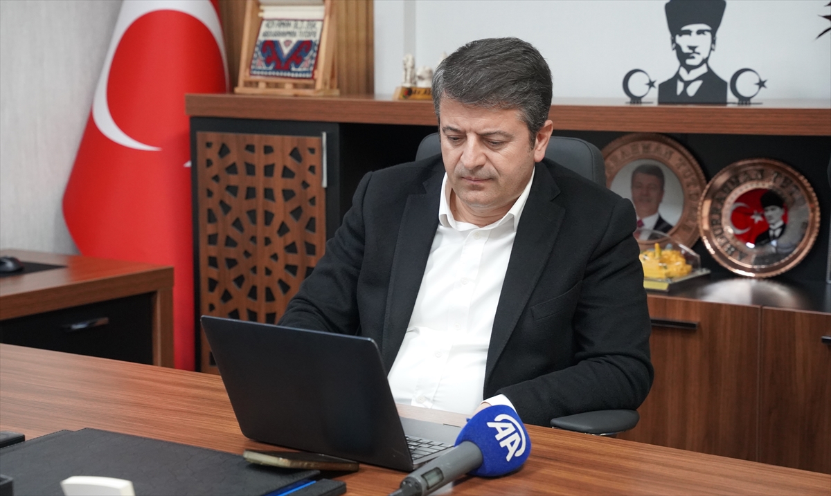 Adıyaman Belediye Başkanı Tutdere göreve iade edildi