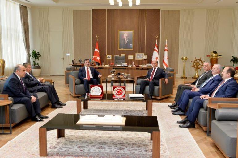 KKTC Cumhurbaşkanı Ersin Tatar, Cumhurbaşkanı Yardımcısı Cevdet Yılmazı kabul etti