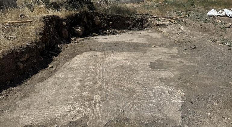 Geçmişin şifreleri Diyarbakırdan çıktı Mezar kazısında tarihi yeniden yazdıracak keşif