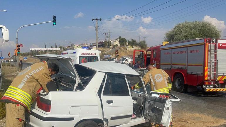 Manisa’da karı-kocayı hayattan koparan feci kaza