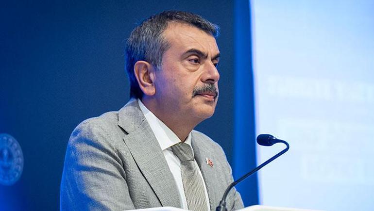 Bakan Tekinden serbest kıyafet uygulaması açıklaması