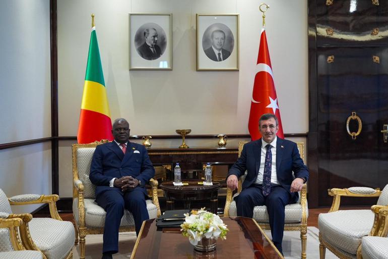 Cevdet Yılmazdan Türkiye ile Kongo arasında çok boyutlu iş birliği mesajı