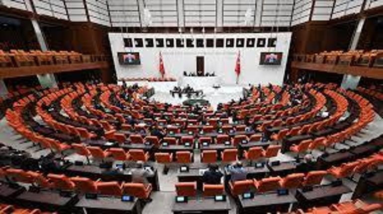 Mecliste tarihi gün: Terörsüz Türkiye komisyonu toplanıyor TBMM Başkanı Numan Kurtulmuştan önemli açıklamalar