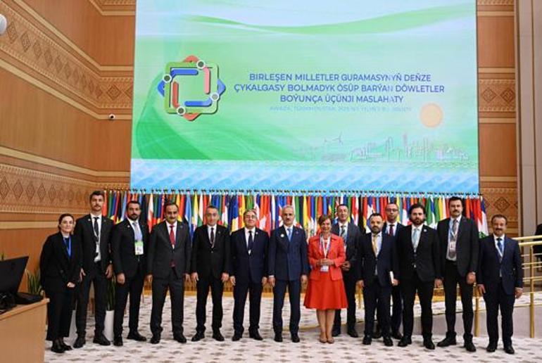 Bakan Uraloğlu: Türkiye, gelişmiş altyapısı ve kapasitesiyle stratejik bir merkez