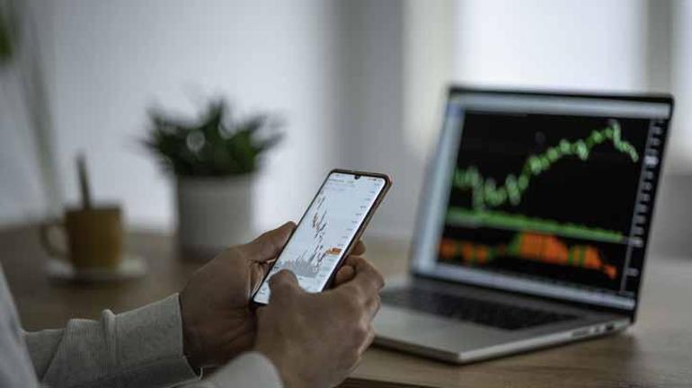 Yatırımcının yüzünü borsa güldürdü, altın üzdü