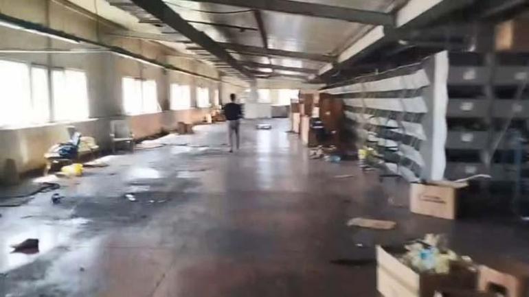 Patrondan akılalmaz oyun İzinden dönen çalışanlar fabrikaya girince gözlerine inanamadı