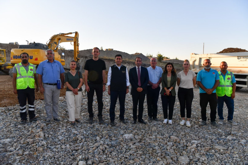 Tunceli’de saatte 160 ton kapasiteli asfalt plentinin temeli atıldı - Resim : 2